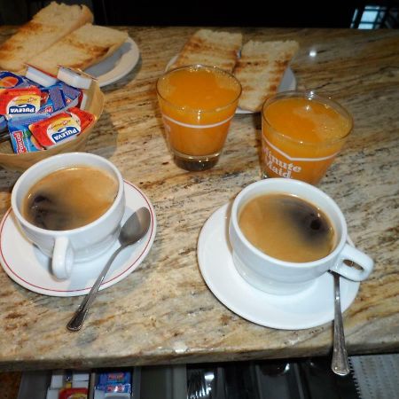 Hostal Coruna أستورغا المظهر الخارجي الصورة