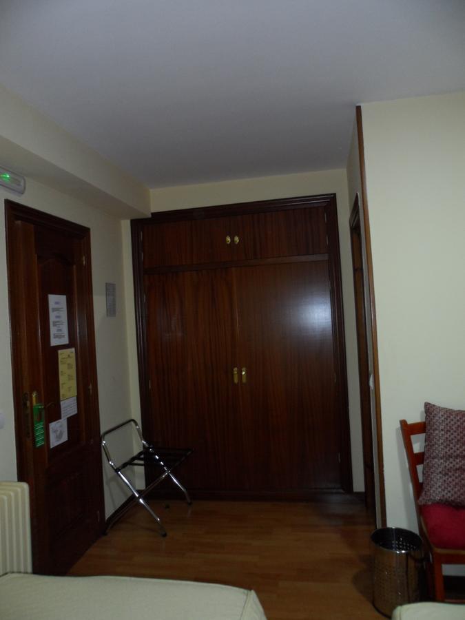 Hostal Coruna أستورغا المظهر الخارجي الصورة
